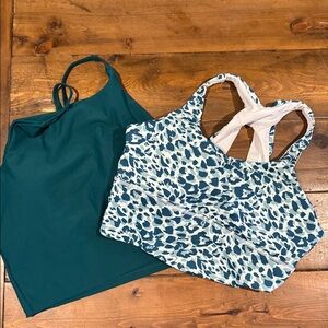 Old Navy Blue and White and Teal Leopard Print Crop Top